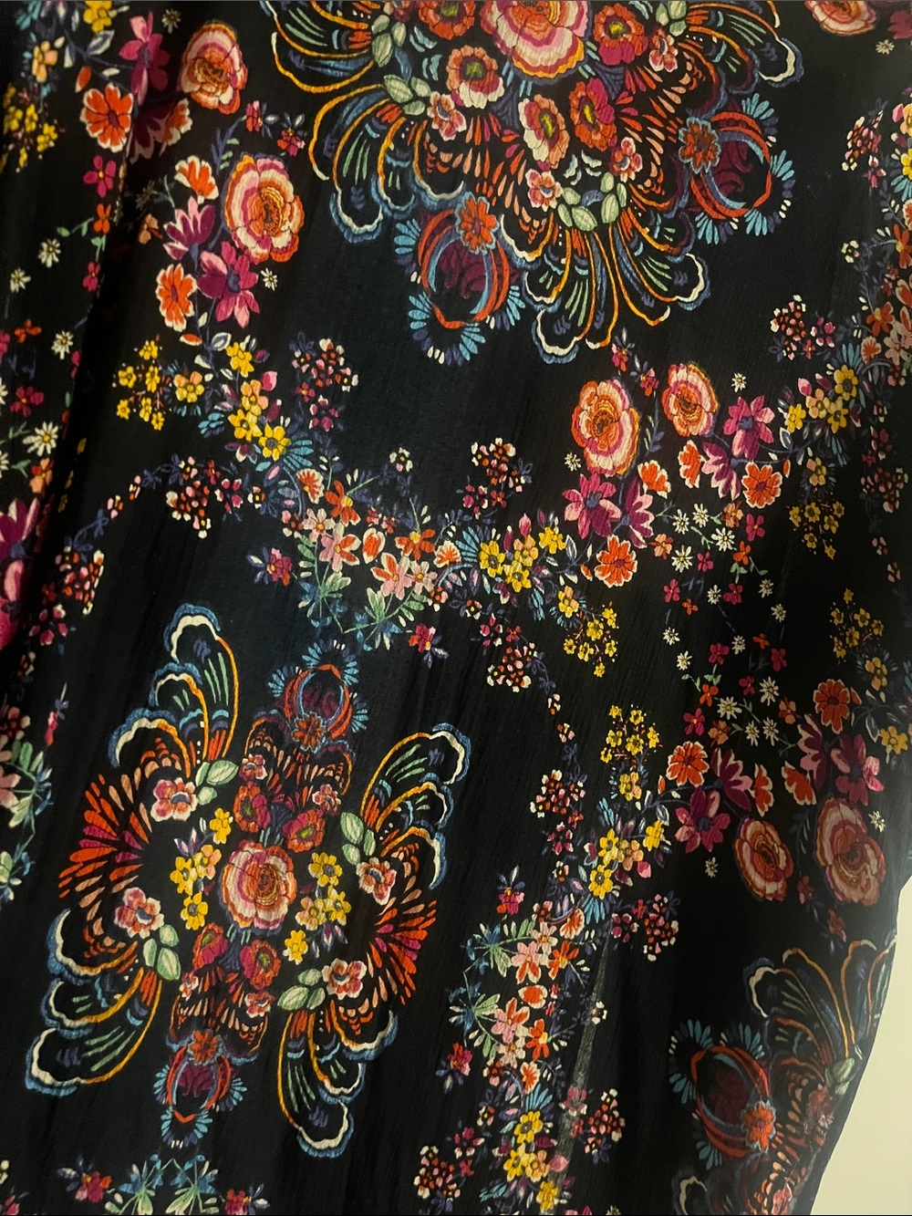 Patrons of Peace Black Floral Open-Front Kimono with Multicolor Motif - Picture 4 of 5